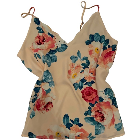 Socialite Nordstrom Scalloped Cami Pink Floral Small - Picture 3 of 5